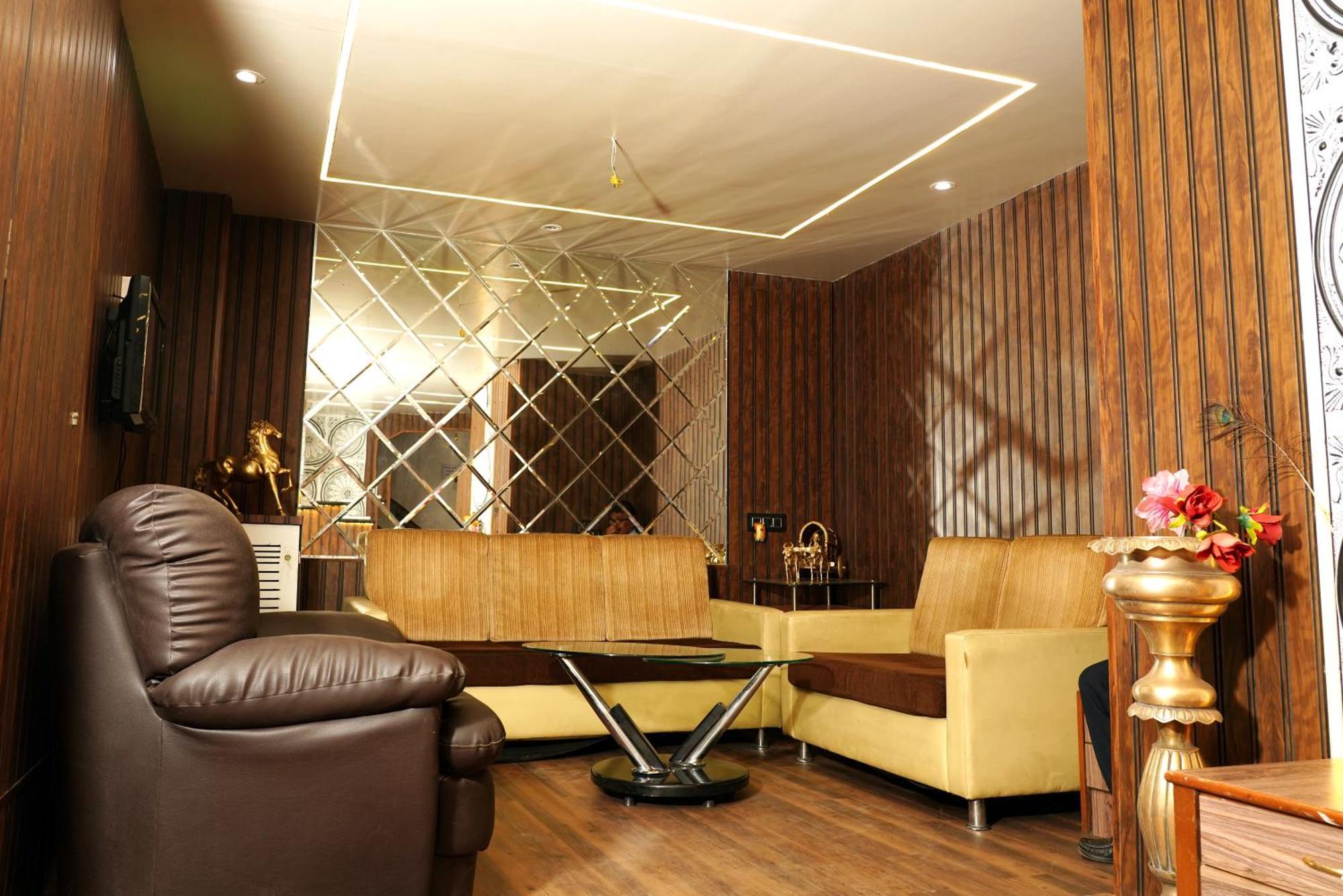 Hotel Padma Krishna Pune Ngoại thất bức ảnh