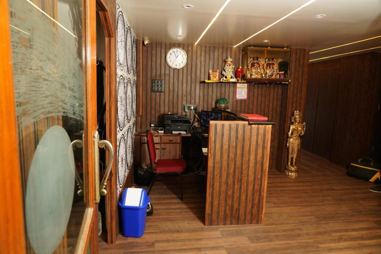 Hotel Padma Krishna Pune Ngoại thất bức ảnh